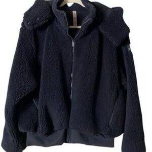 Alo Yoga Foxy Sherpa Jacket